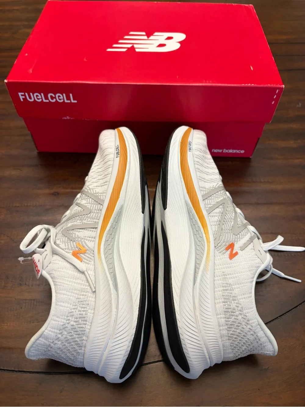 New Balance Wide FuelCell Propel v4 Men US 9.5 ACS